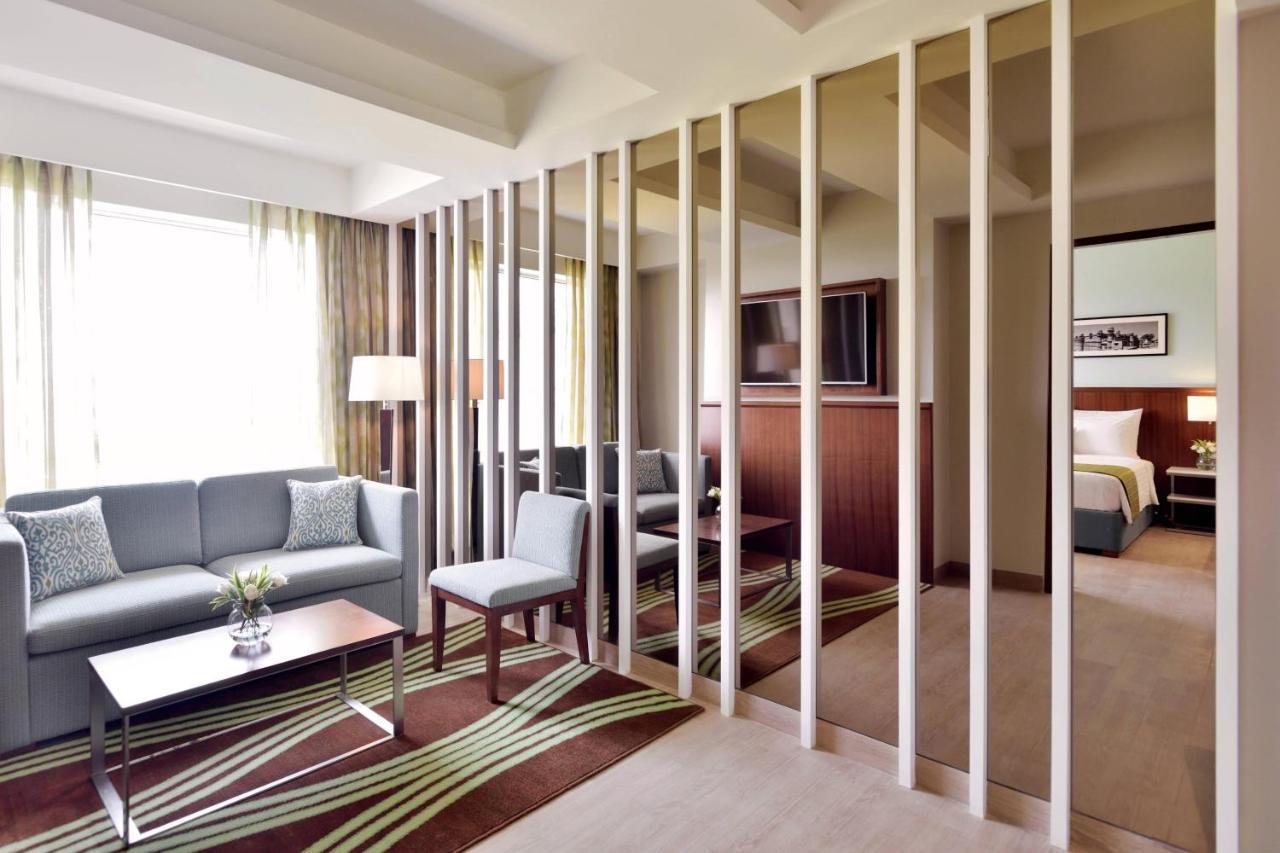 Fairfield By Marriott Indore Esterno foto