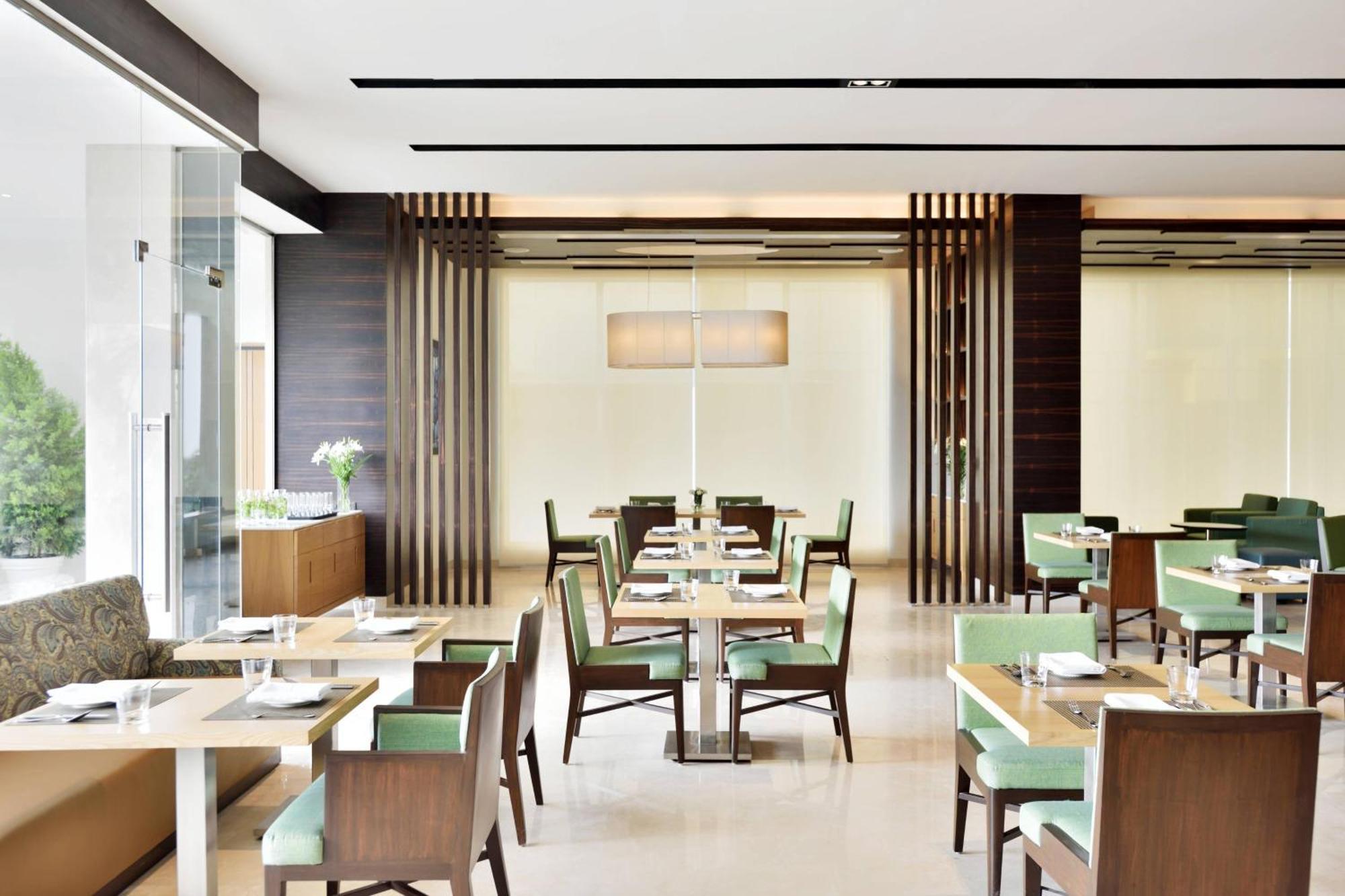 Fairfield By Marriott Indore Esterno foto