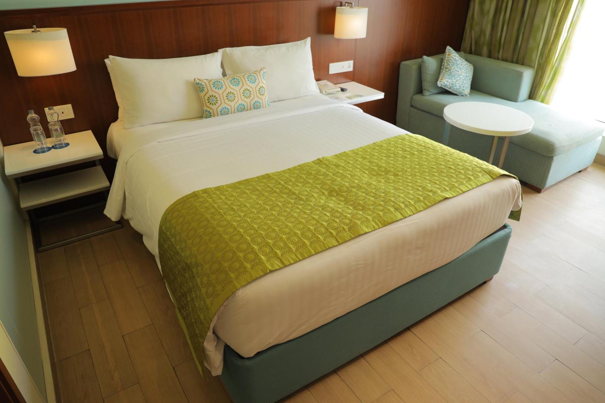 Fairfield By Marriott Indore Esterno foto