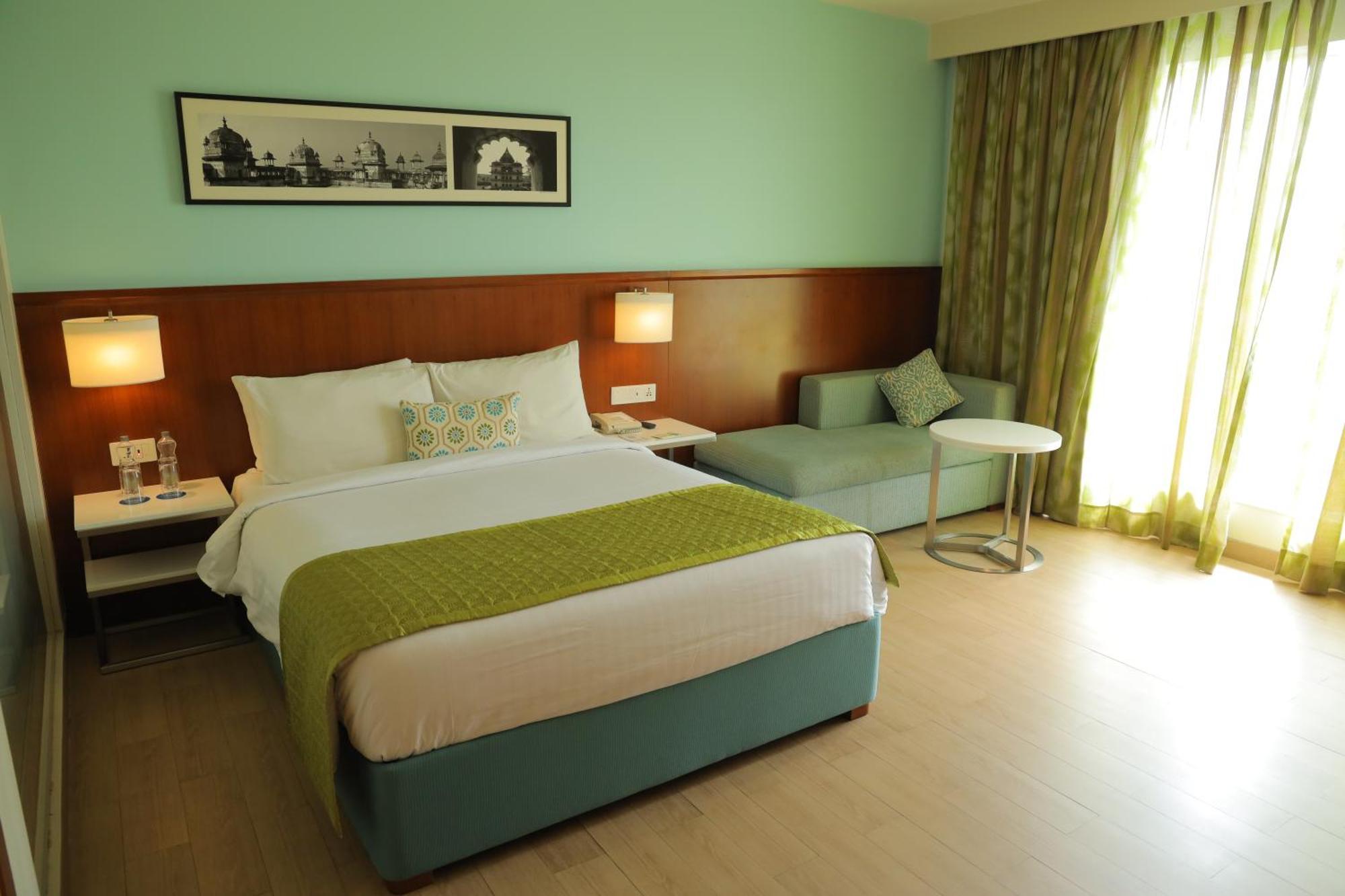 Fairfield By Marriott Indore Esterno foto