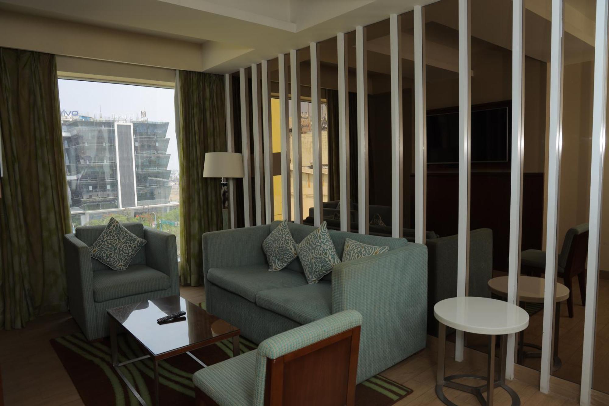 Fairfield By Marriott Indore Esterno foto