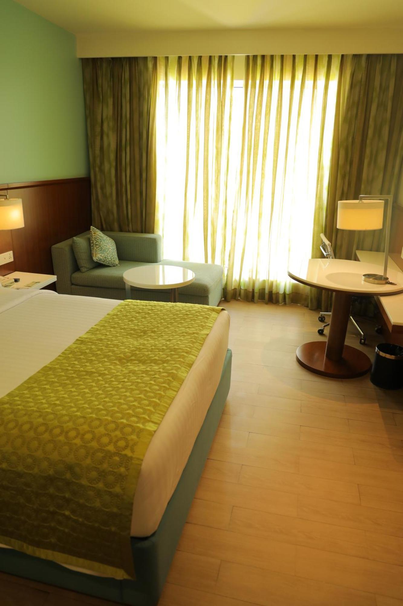 Fairfield By Marriott Indore Esterno foto