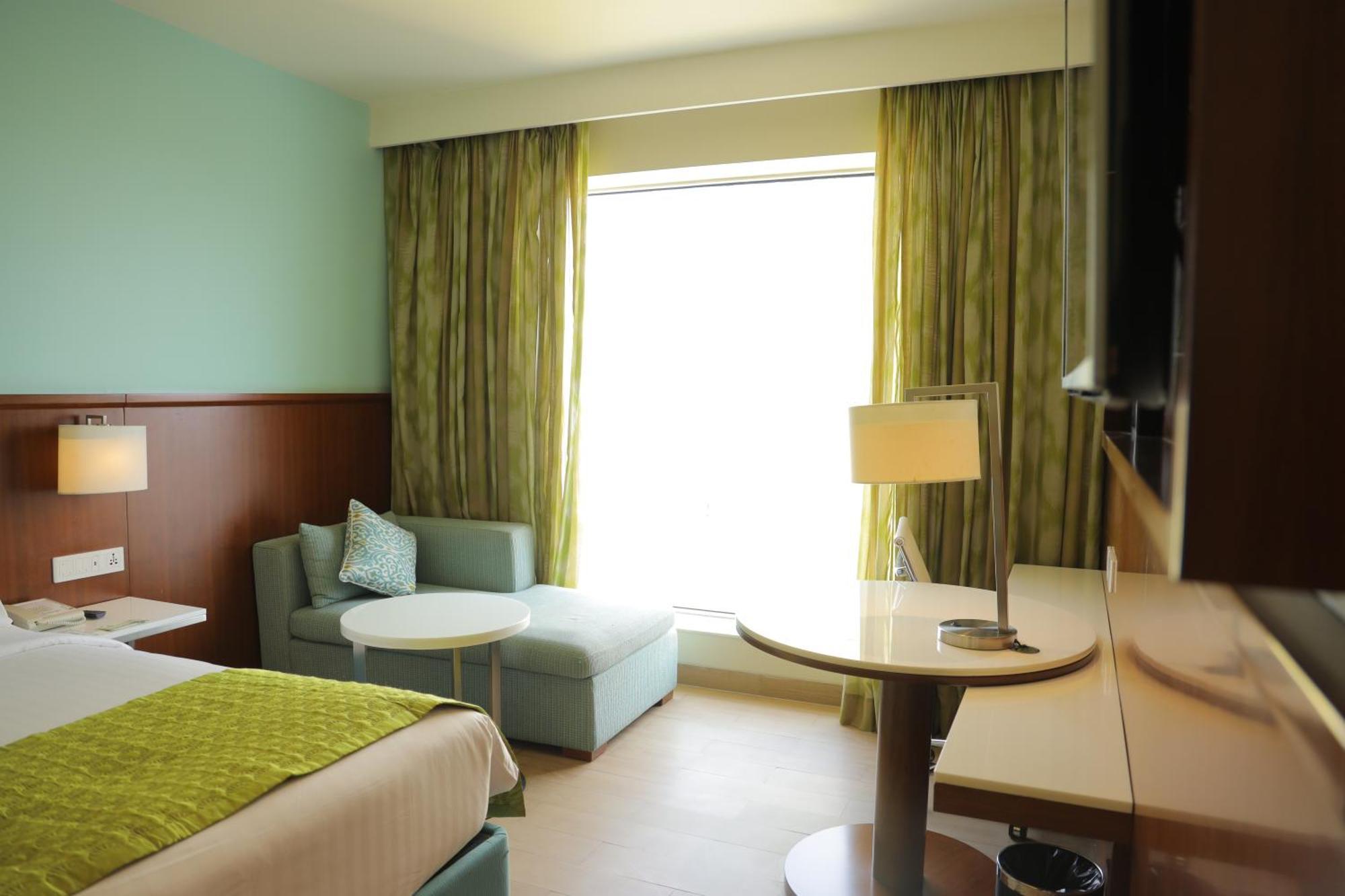 Fairfield By Marriott Indore Esterno foto