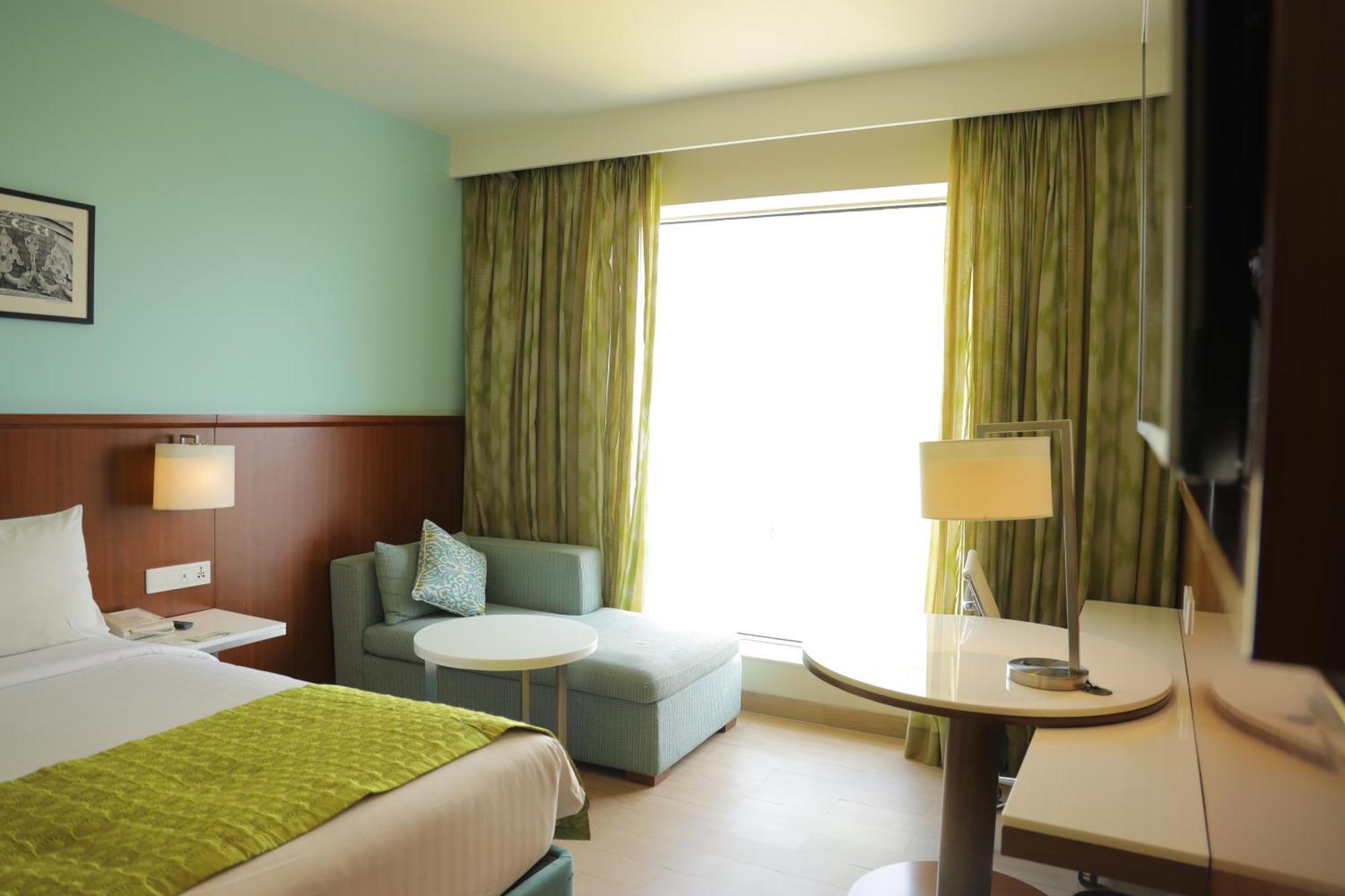 Fairfield By Marriott Indore Esterno foto