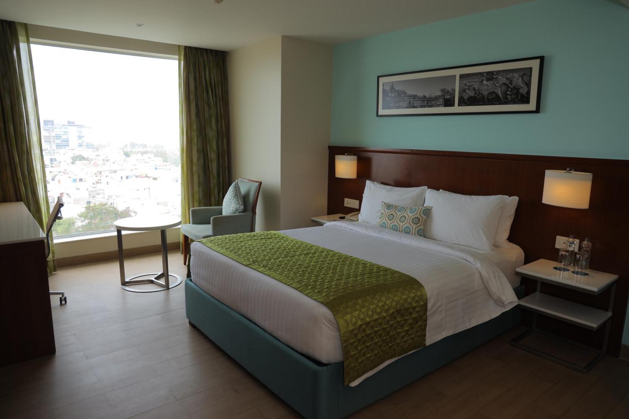 Fairfield By Marriott Indore Esterno foto